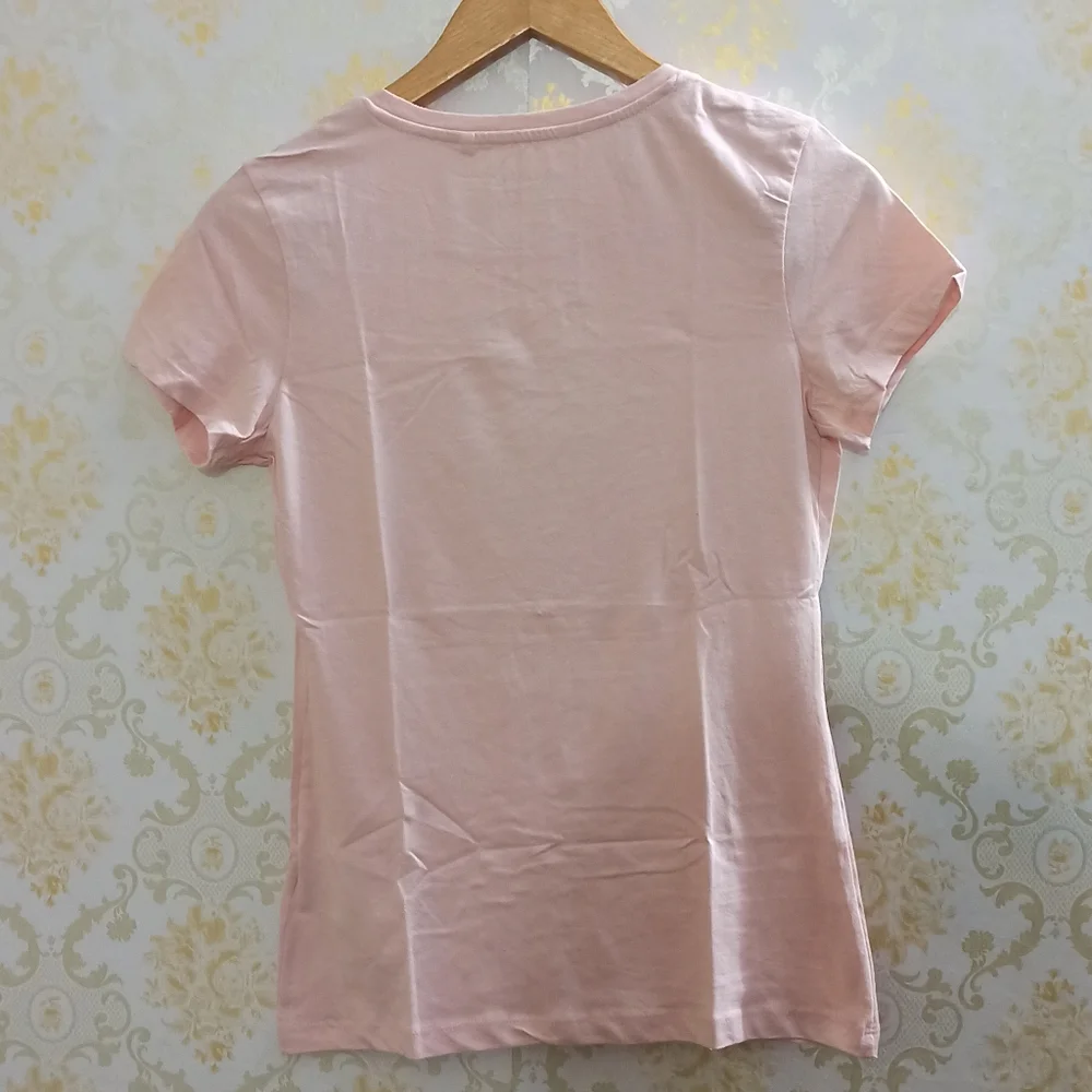 Guess - Picture 2 of 5